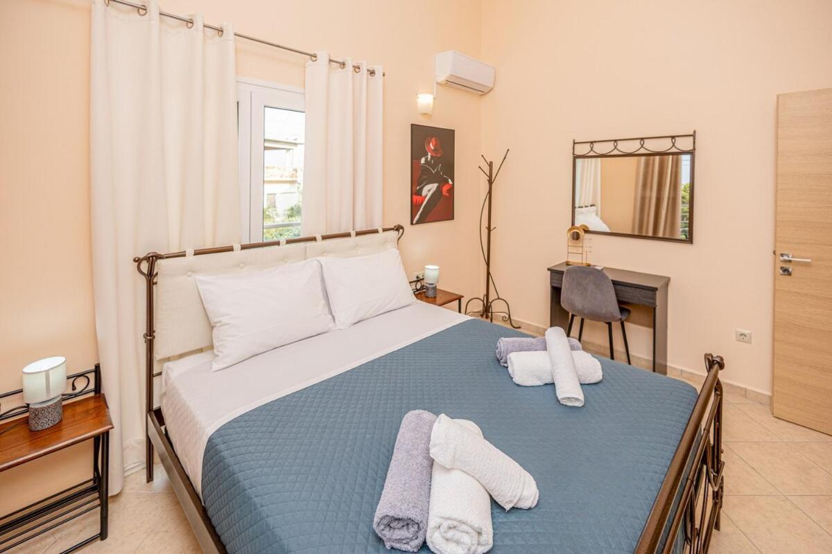 Mare Luxury With Private Pool * Goúrnes