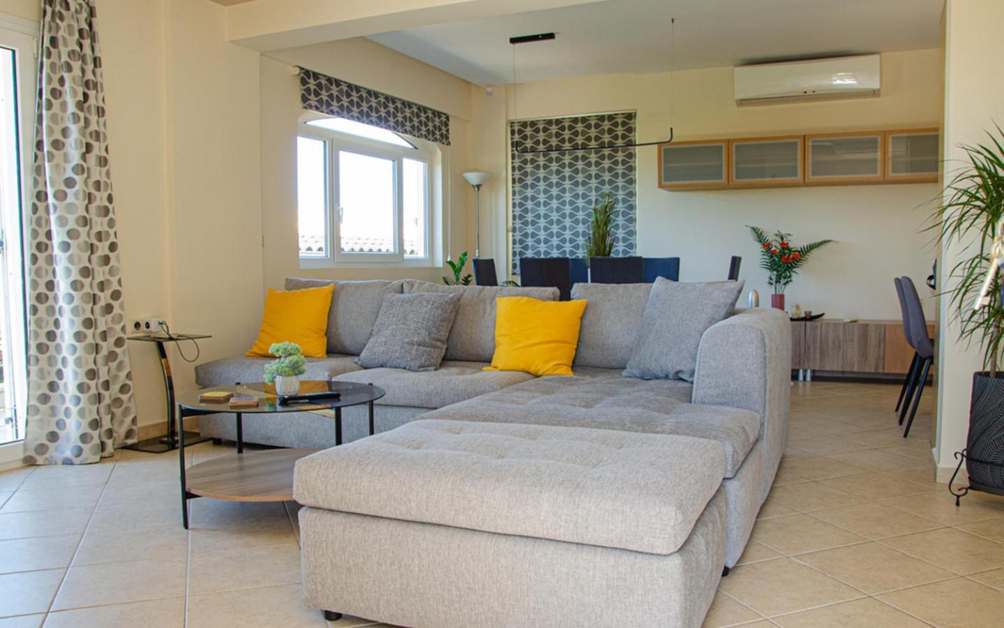 Mare Luxury With Private Pool *