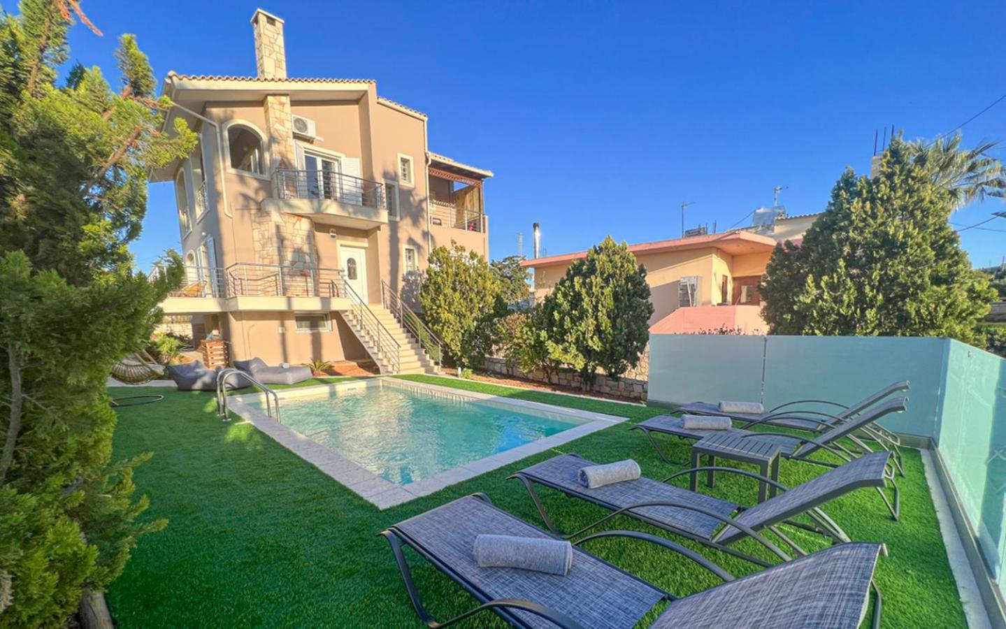 Mare Luxury With Private Pool Holiday home *