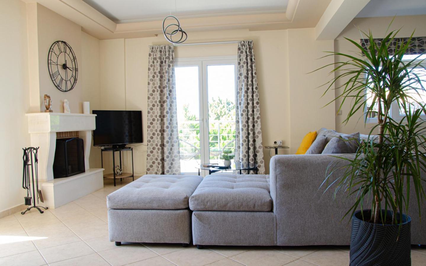 Holiday home Mare Luxury With Private Pool Gournes Gouvon